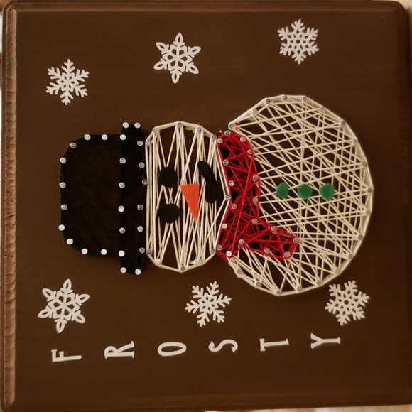 Christmas string art decor piece, Frosty, one of a kind. - Picture 2 of 2